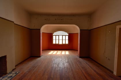 Flur mit Fenster